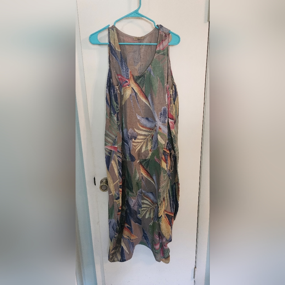 Beyond Capri, made in Italy.  Long barrel linen dress size one size fits all